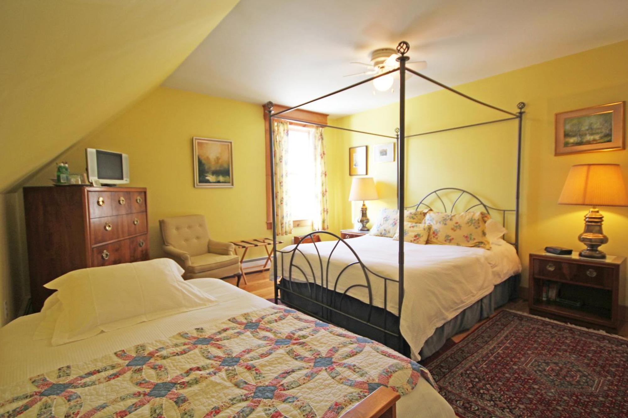 Highland Lake Inn Andover Pokoj fotografie
