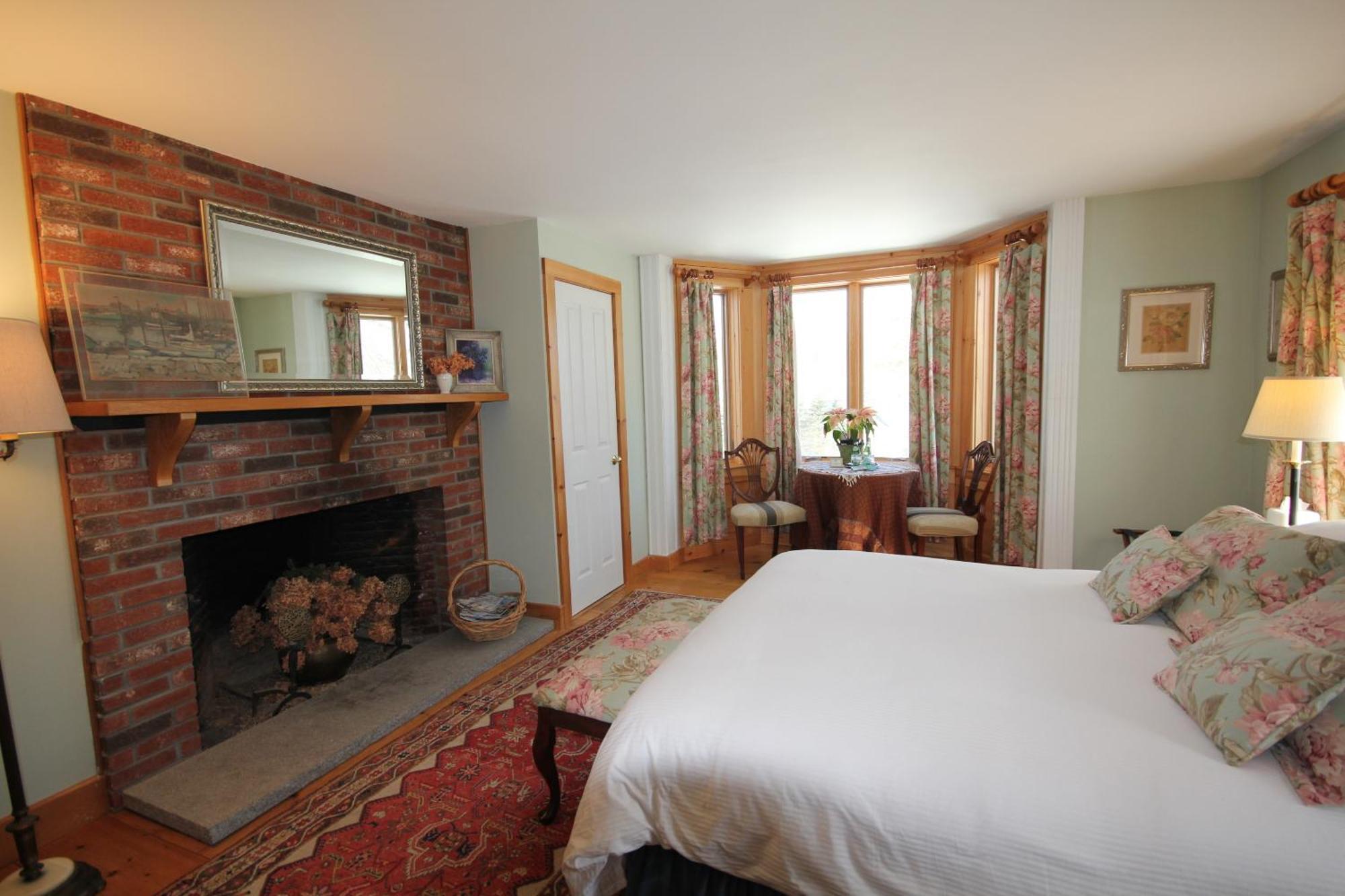 Highland Lake Inn Andover Pokoj fotografie